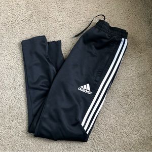 Adidas 3 stripe active jogger pant men’s Small